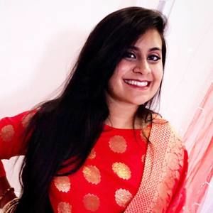 Meet your Posher, Adrika